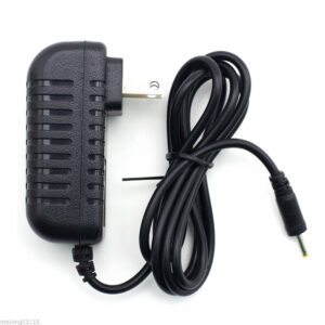 CHARGER GENERICO FOR TABLET 5V / 2.5A / 2.5 MM X 0.7MM