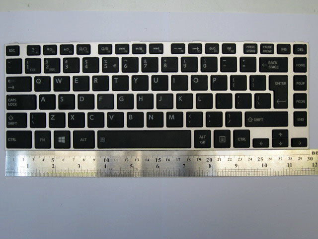 KEYBOARD TOSHIBA E45 E45T L40-A L40D-A L45-A L45D-A WITH FRAME - Image 3