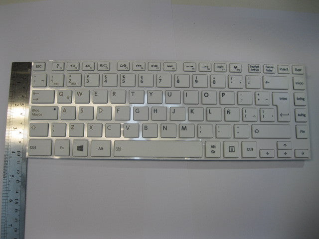 KEYBOARD TOSHIBA *65MM C40-A C40D-A C45-A C45D-A C45T-A WITH FRAME - Image 5